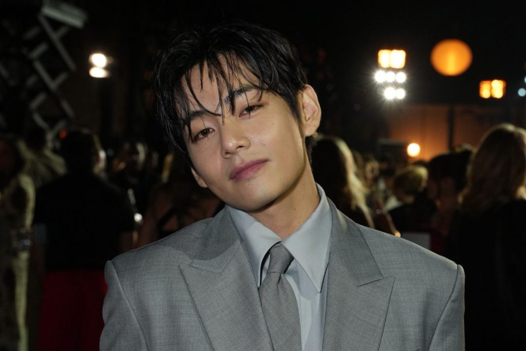 BTS’ V sends heartfelt message to students ahead of CSAT