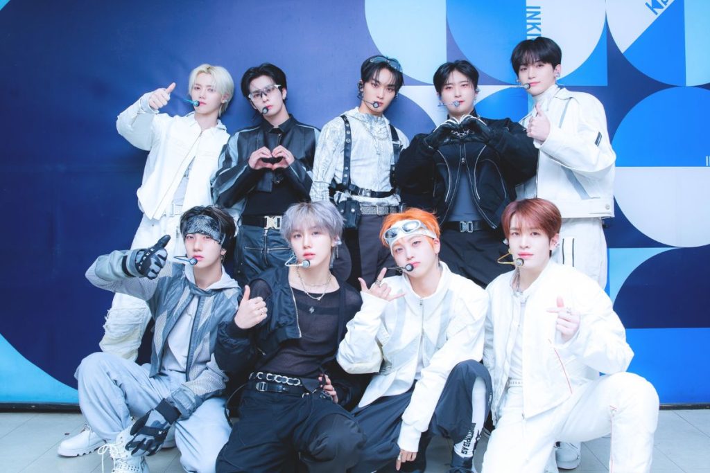 CRAVITY dares to crave in new teaser photos