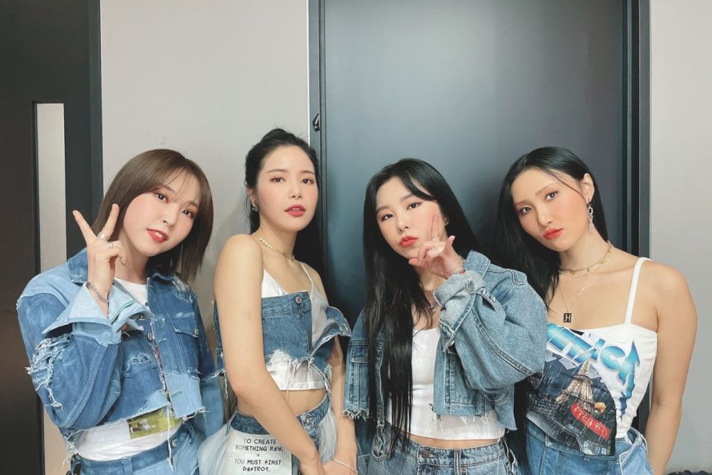 MAMAMOO announces full-group comeback