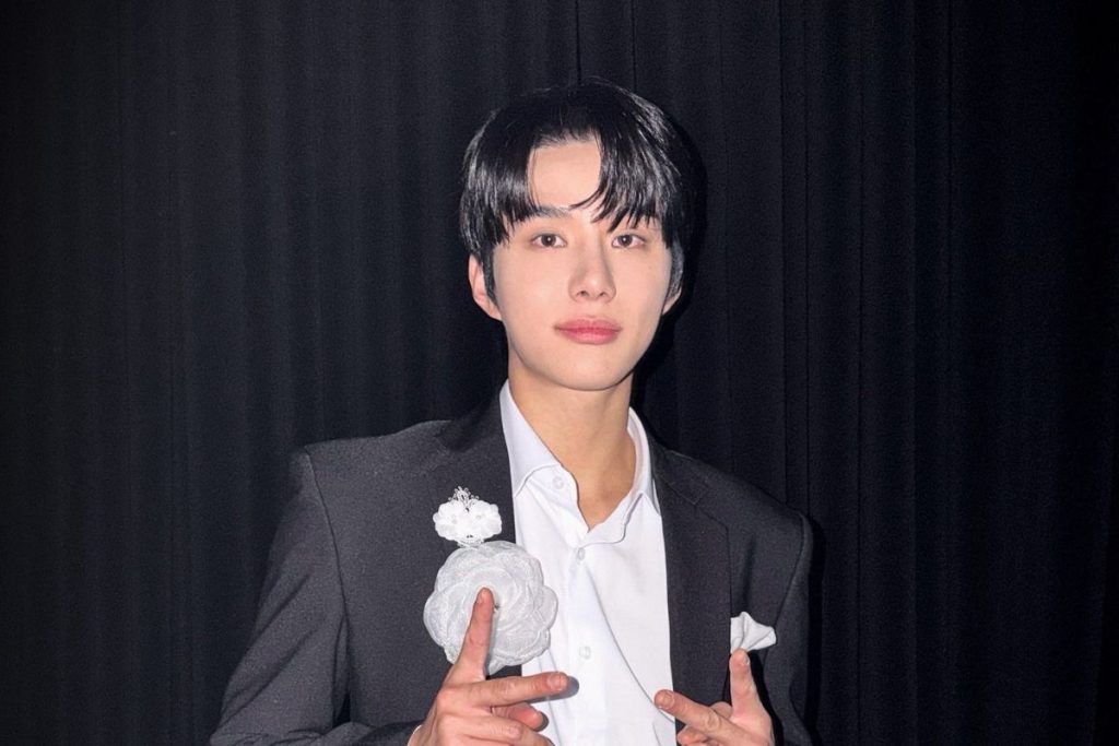 NCT’s Jungwoo releases sweet “SUGAR” teaser