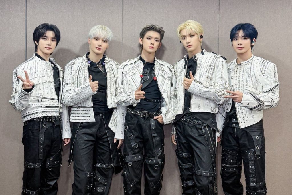 K-POP・アジア TXT TXT-adds-one-show-each-in-Hong