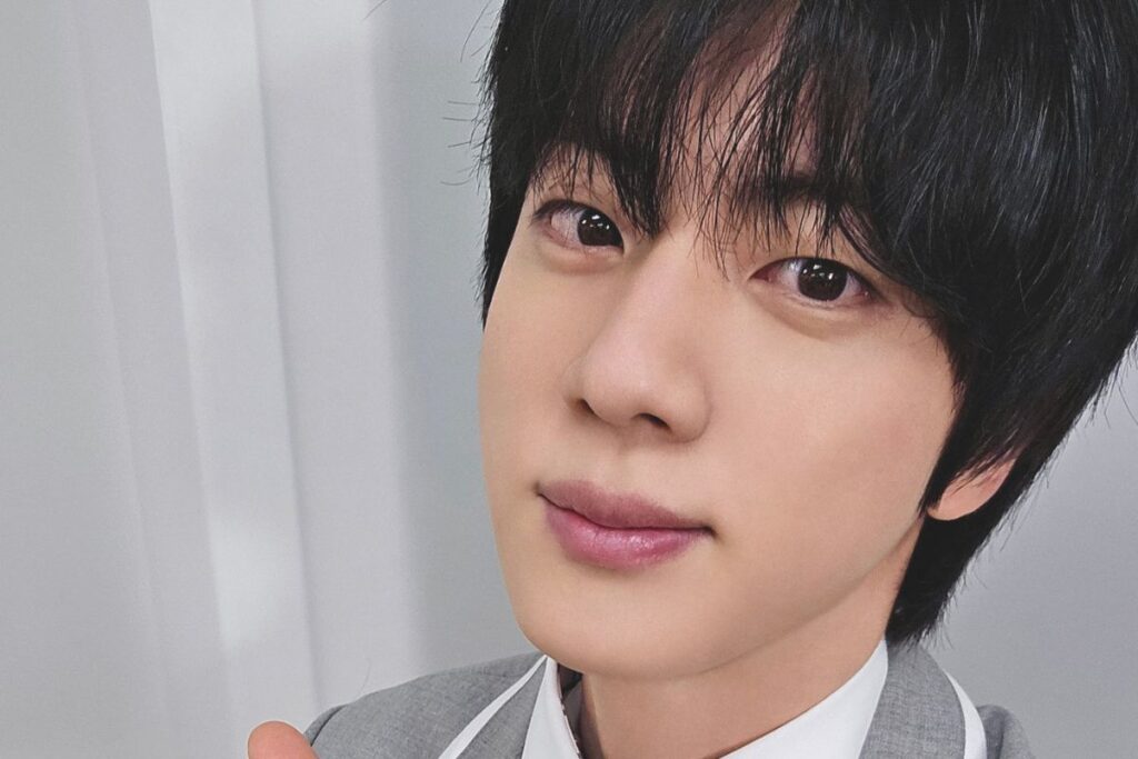 BTS’ Jin releases the “#RUNSEOKJIN_EP.TOUR THE MOVIE” main trailer