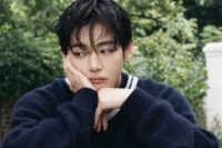 BTS' V expresses his frustration with his beard growth