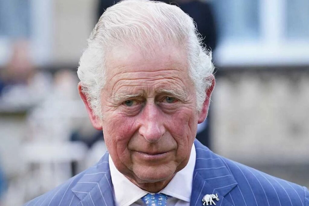 New post Box with King Charles III Cypher is in the Antarctica New post Box with King Charles III Cypher is in the Antarctic