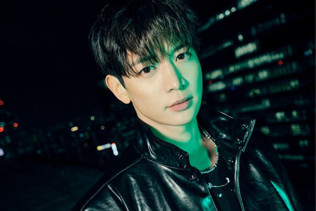 SHINee's Minho placed 1st in 5 km course Dubai Run, defeating thousands people