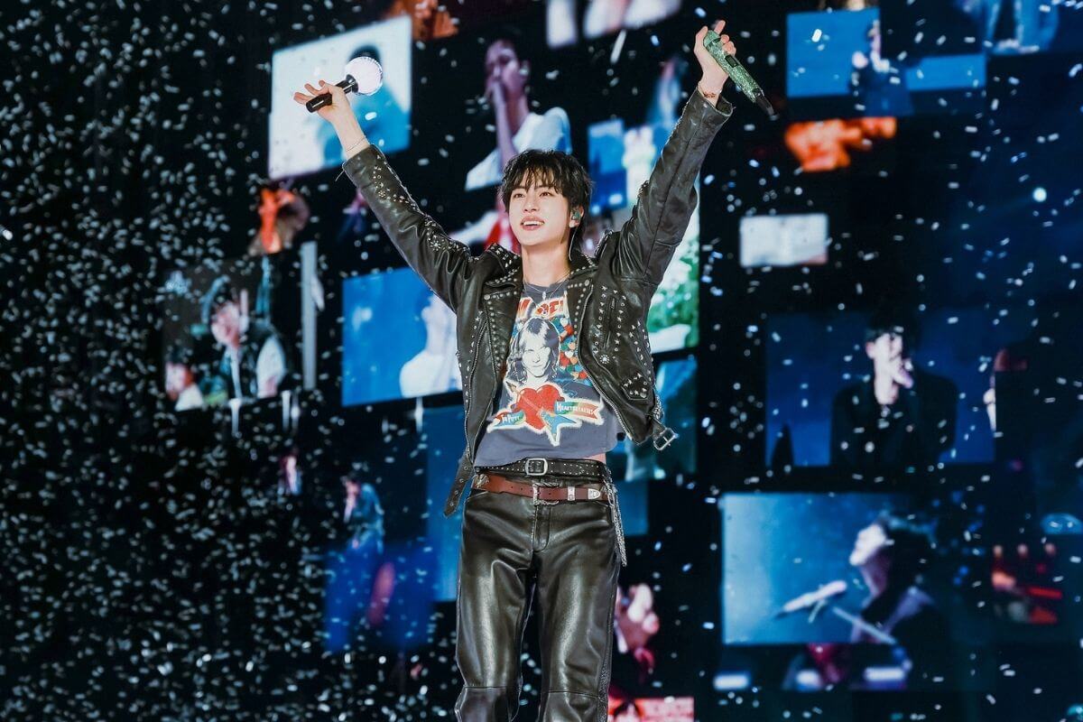 BTS' Jin solo tour received a perfect 5-star rating from Rolling Stone