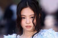Jennie celebrates her 30th birthday with the BLACKPINK members and fans in Tokyo
