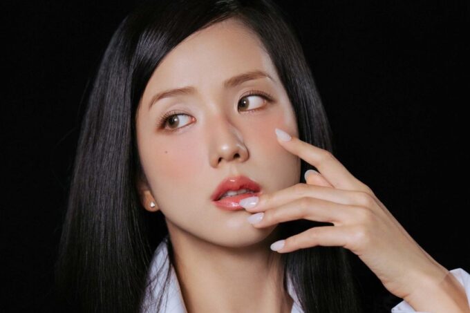 Jisoo turns 31 as the BLACKPINK girls show her love on social media with birthday messages