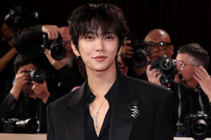 Joshua opens up about SEVENTEEN reuniting at the 2026 Golden Globes