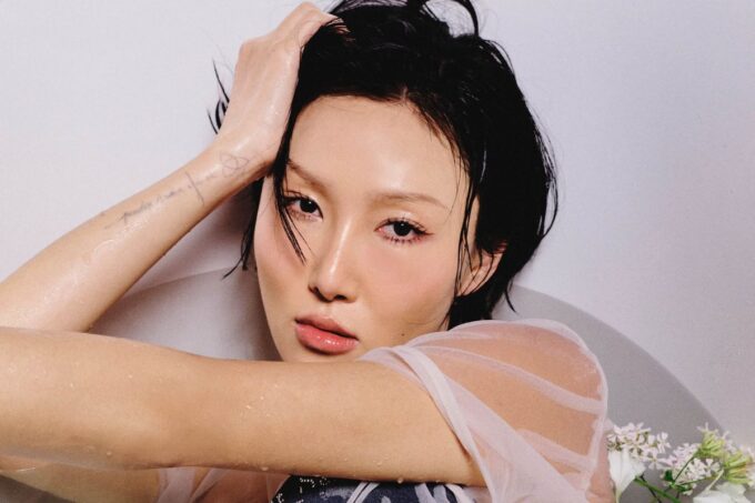 MAMAMOO’s Hwasa’s “Good Goodbye,” music video reaches 100 million views on YouTube