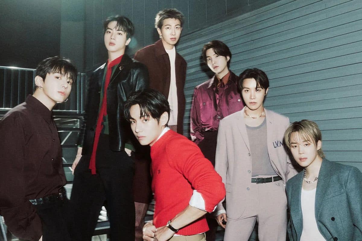 BTS is currently the biggest act in the Kpop scene 