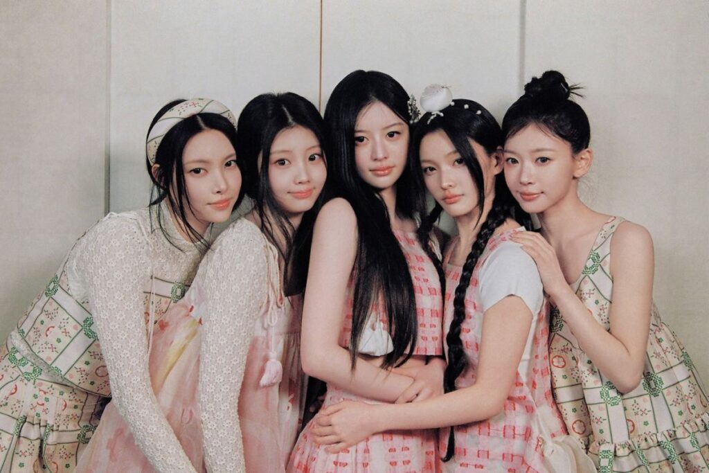 ILLIT shares Lunar New Year greetings and announces first tour dates