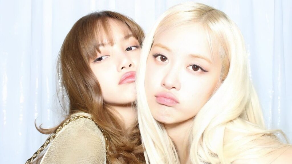 BLACKPINK Lisa revealed her favorite song from Rosé's solo album