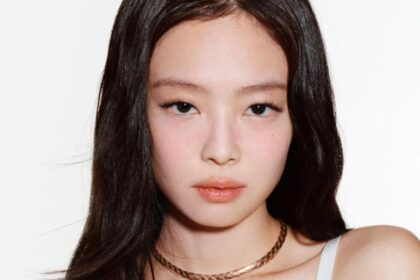 BLACKPINK’s Jennie is under fire for rude attitude towards fans