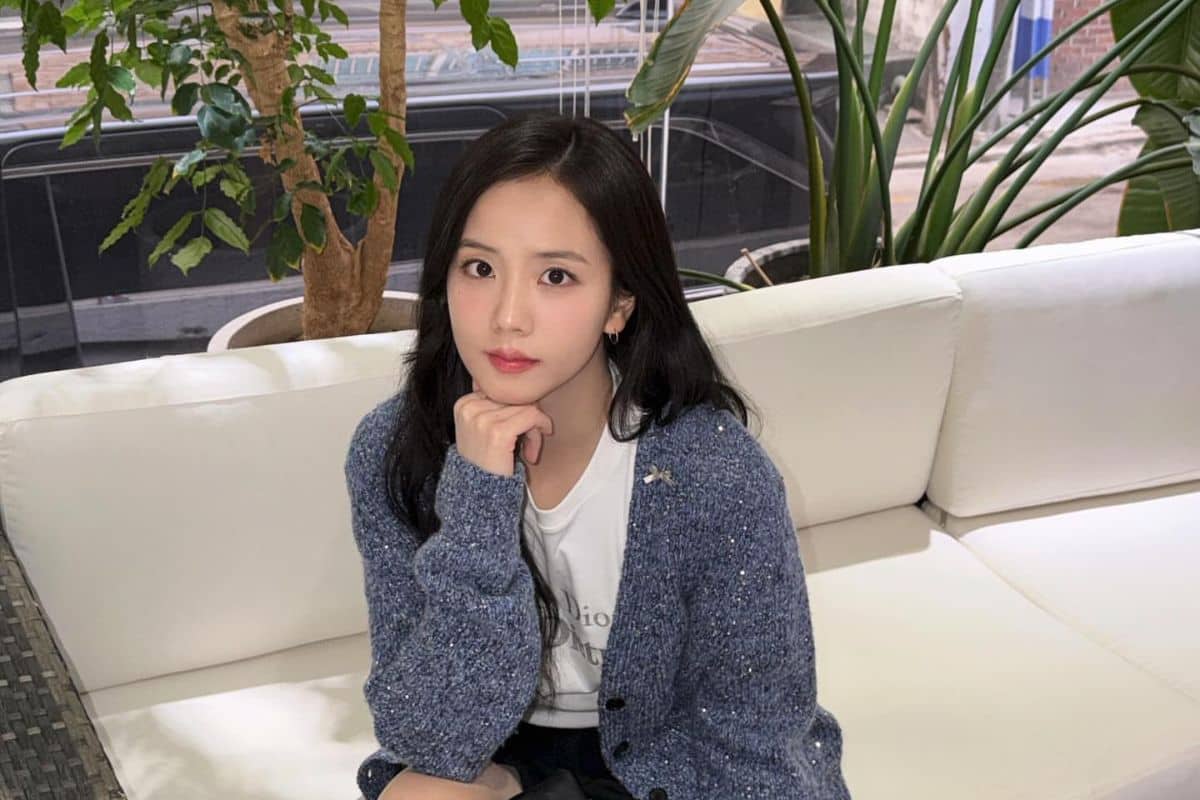 Jisoo's new show last at least 10 hours 