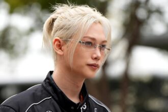 Stray Kids Felix’s beauty secret revealed a cool-toned lip combo at the China Grand Prix