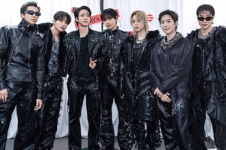 BTS keeps “ARIRANG” at #1 on the Billboard 200 for the third consecutive week