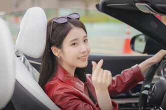 IU reveals that two of her 'Perfect Crown' co-stars attended her grandfather's funeral