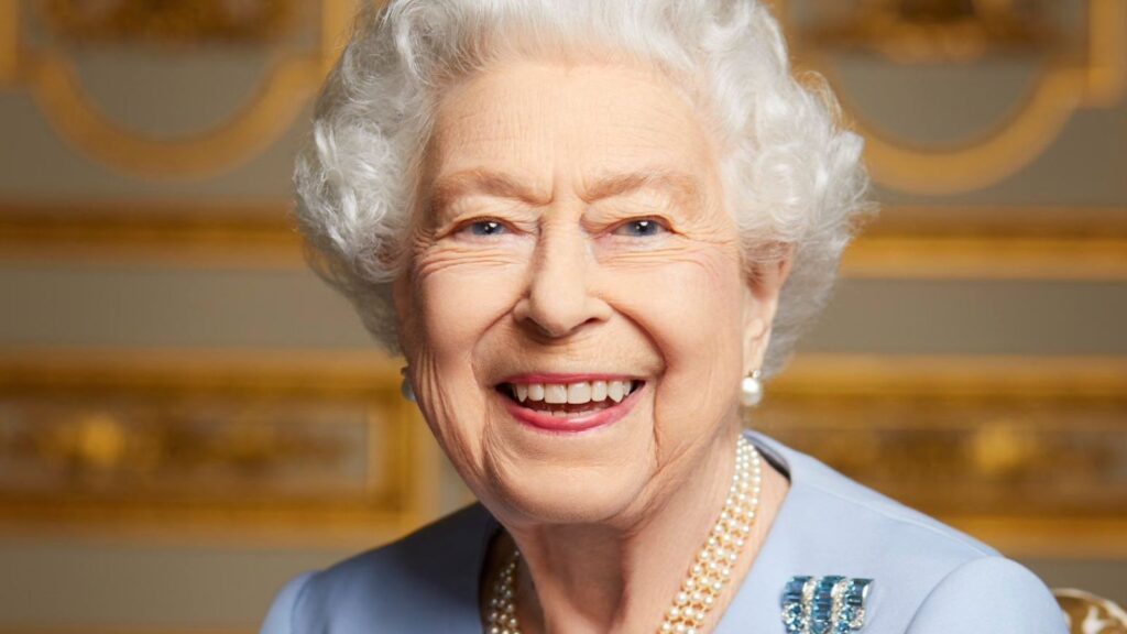 Queen Elizabeth II was allegedly close to a “Nervous breakdown” during her reign Queen Elizabeth II was close to a “Nervous breakdown” during her reign