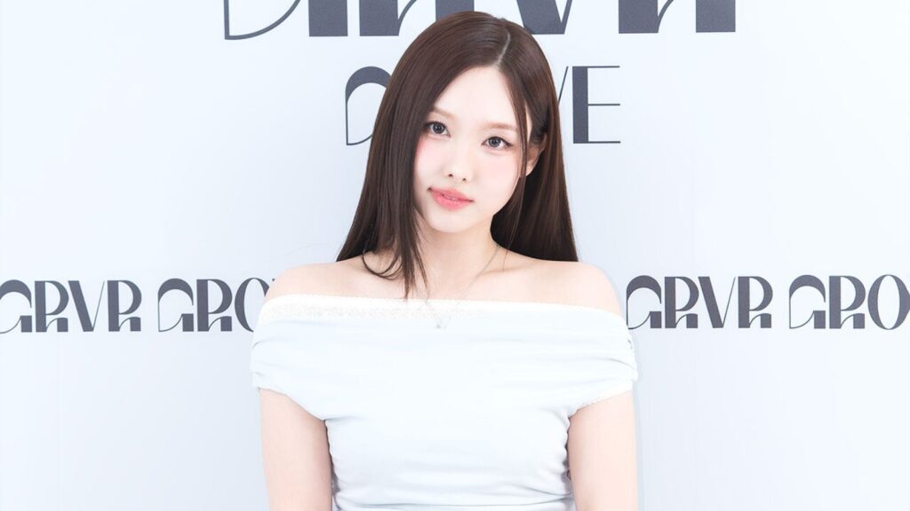 TWICE's Nayeon went viral for struggling at trying to wink