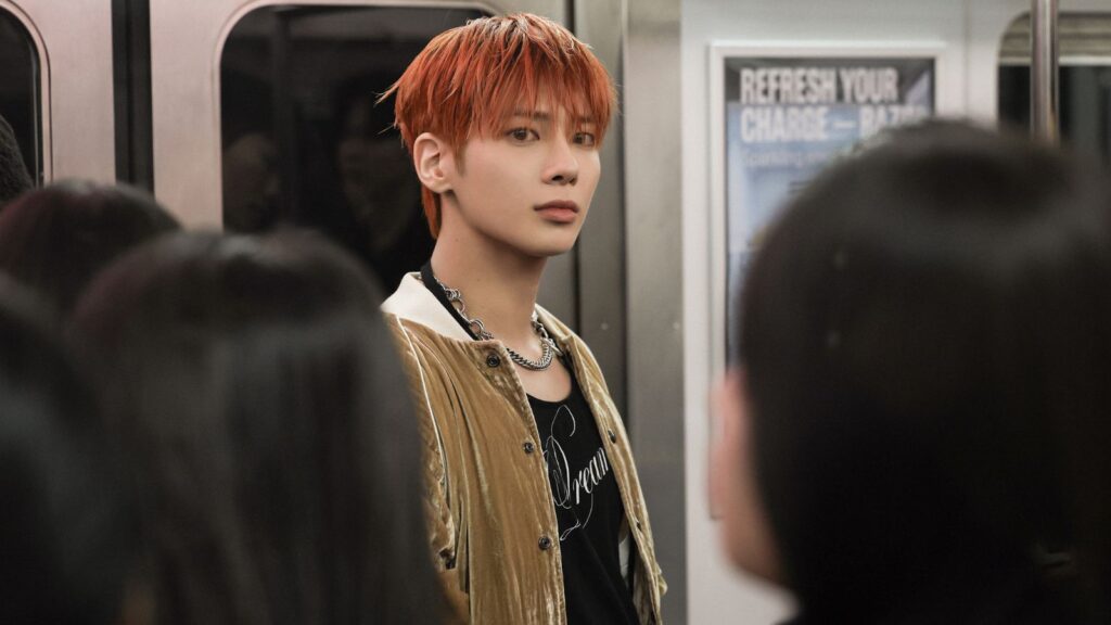 TXT's Taehyun told fans not to bother paying for Weverse Premium