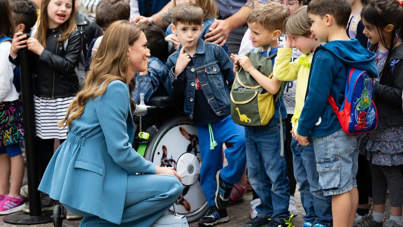 An Italian boy steals the show in his fun interaction with Kate Middleton An Italian boy steals the show in his fun interaction with Kate Middleton