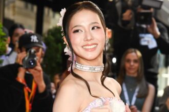 BLACKPINK’s Jisoo stuns with 120-year-old Cartier jewelry at the Met Gala 2026