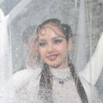 BLACKPINk’s Lisa shows her artistic style at the 2026 Met Gala with a dramatic gown