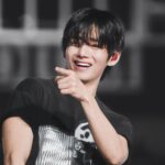 BTS' V shows off the two books he has been reading during tour days