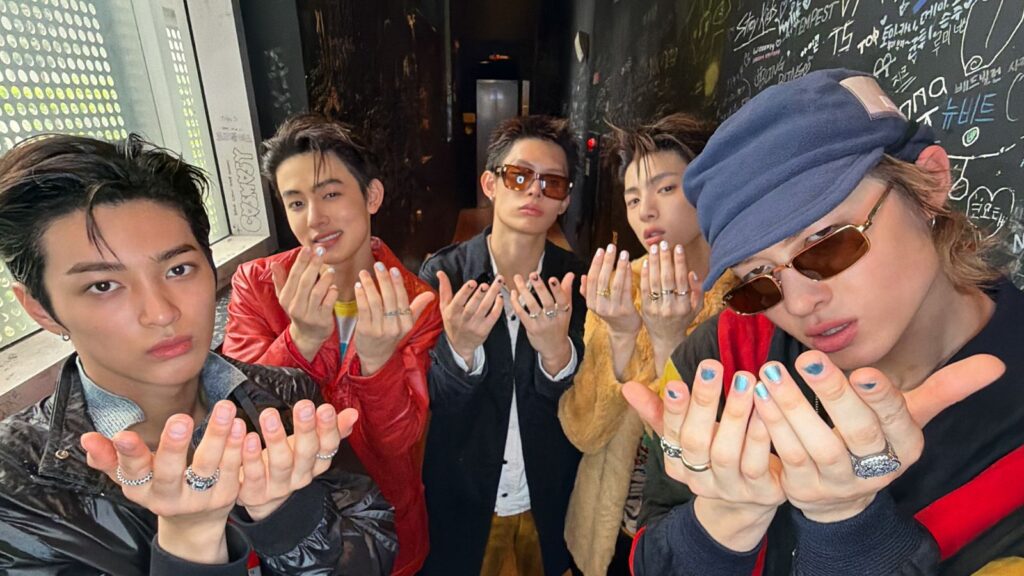 CORTIS’s “REDRED” is now a 9-time winner on Inkigayo CORTIS’s “REDRED” is now a 9-time winner on Inkigayo