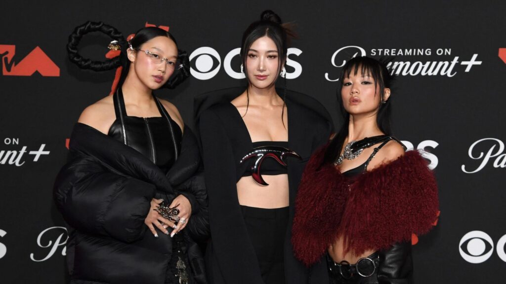 EJAE, Audrey Nuna, and Rei Ami won 'Song of the Year' at the AMAs 2026 for 'Golden' EJAE, Audrey Nuna, and Rei Ami won 'Song of the Year' at the AMAs 2026 for 'Golden'