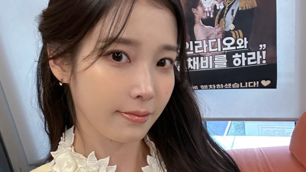 IU donates $200,000 on her birthday IU donates $200,000 on her birthday
