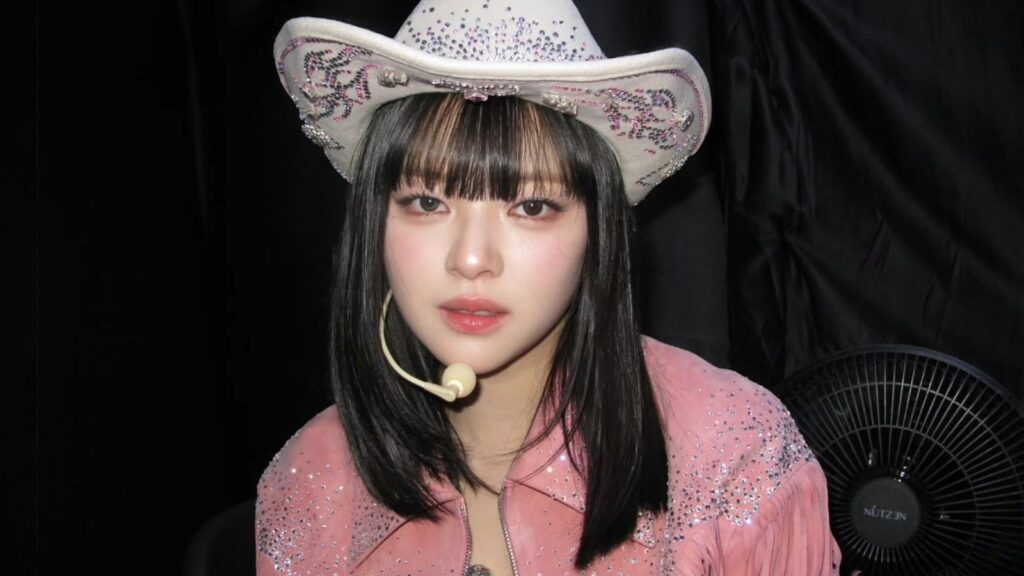 TWICE's Jeongyeon reveals she was diagnosed with crushing syndrome TWICE's Jeongyeon reveals she was diagnosed with crushing syndrome