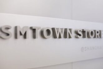 What makes SM Entertainment's new SMTOWN STORE in Shanghai unique like nothing else