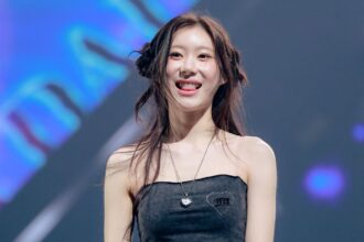 ITZY's Chaeryeong likes taking selfies when she's crying