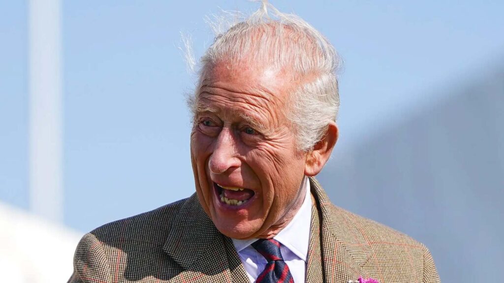 King Charles responds to being called “darling” during a royal outing King Charles responds to being called “darling” during a royal outing