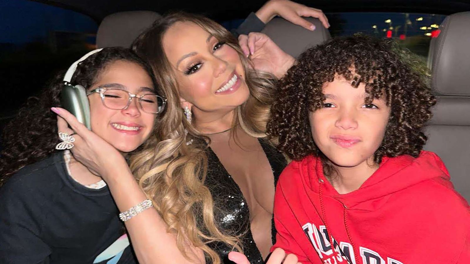 7 celebrities who gave birth to their first child after 40: From Salma Hayek to Nicole Kidman 7 celebrities who gave birth to their first child after 40: From Salma Hayek to Nicole Kidman