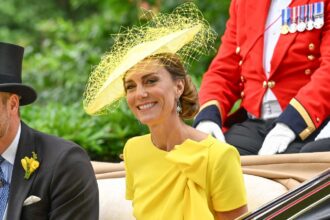 Princess Kate Middleton delivers a graceful curtsy during Royal Ascot