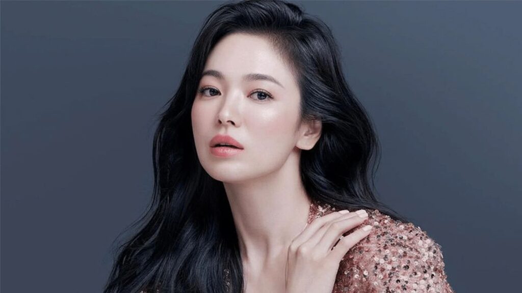 Song Hye Kyo ends her exclusive contract with UAA after 14 years together