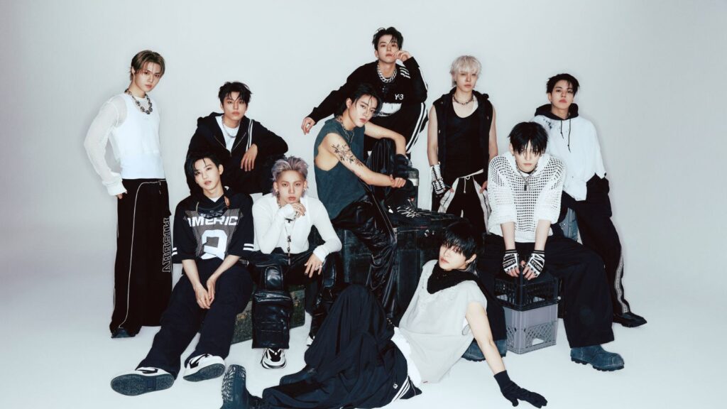 TREASURE surpassed 1 million pre-orders with “NEW WAVE” TREASURE surpassed 1 million pre-orders with “NEW WAVE”