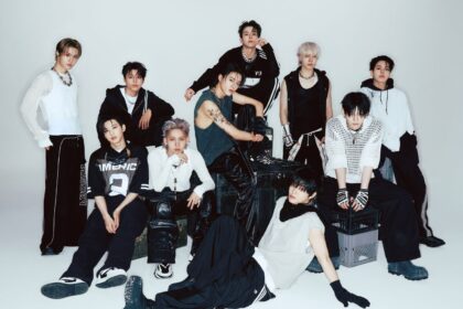 TREASURE surpassed 1 million pre-orders with “NEW WAVE”