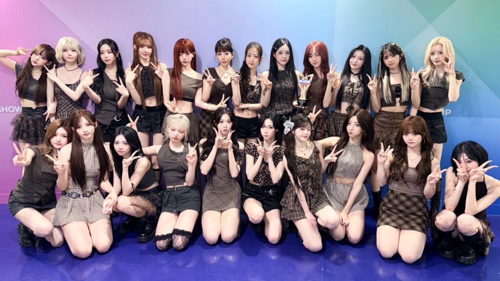 tripleS earns their very first win with “Baby Flower” on Show Champion