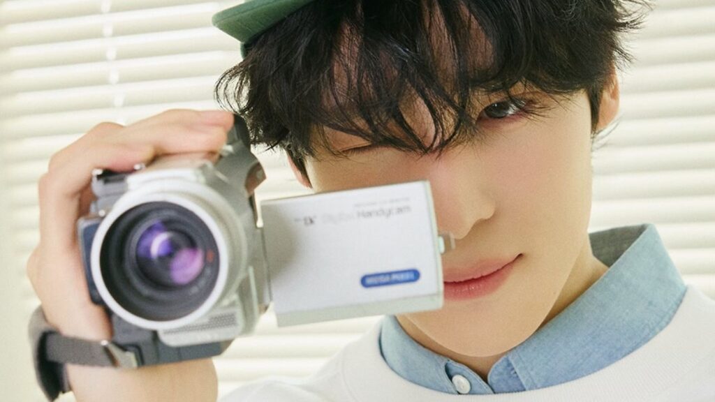 ATEEZ's Yunho is back to being single after breaking up with his longtime girlfriend ATEEZ's Yunho is back to being single after breaking up with his longtime girlfriend