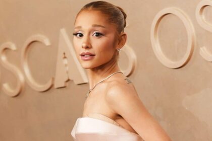 Ariana Grande changes song lyrics about Ricky Alvarez during Brooklyn concert, sparking relationship rumors