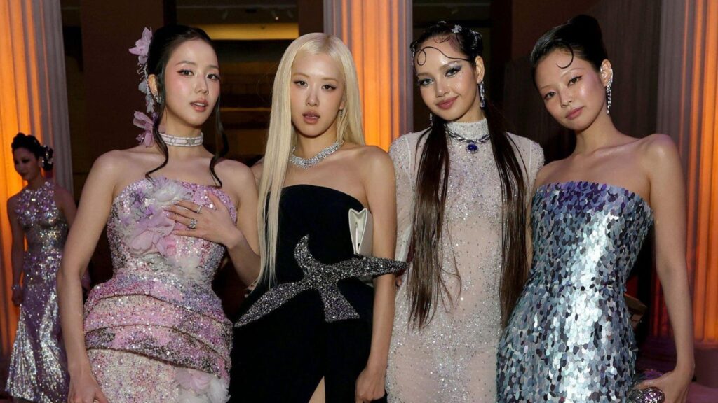 BLACKPINK's "DDU-DU DDU-DU" reaches a new milestone on YouTube BLACKPINK's DDU-DU DDU-DU reaches a new milestone on YouTube