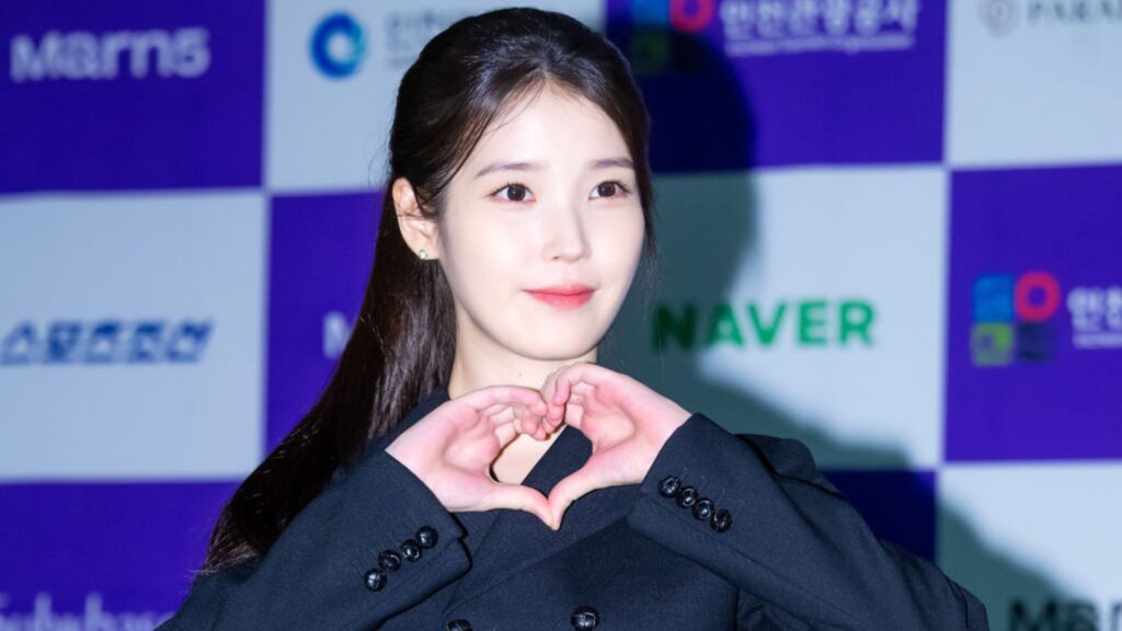 IU postpones her comeback plans due to health issues IU postpones her comeback plans due to health issues