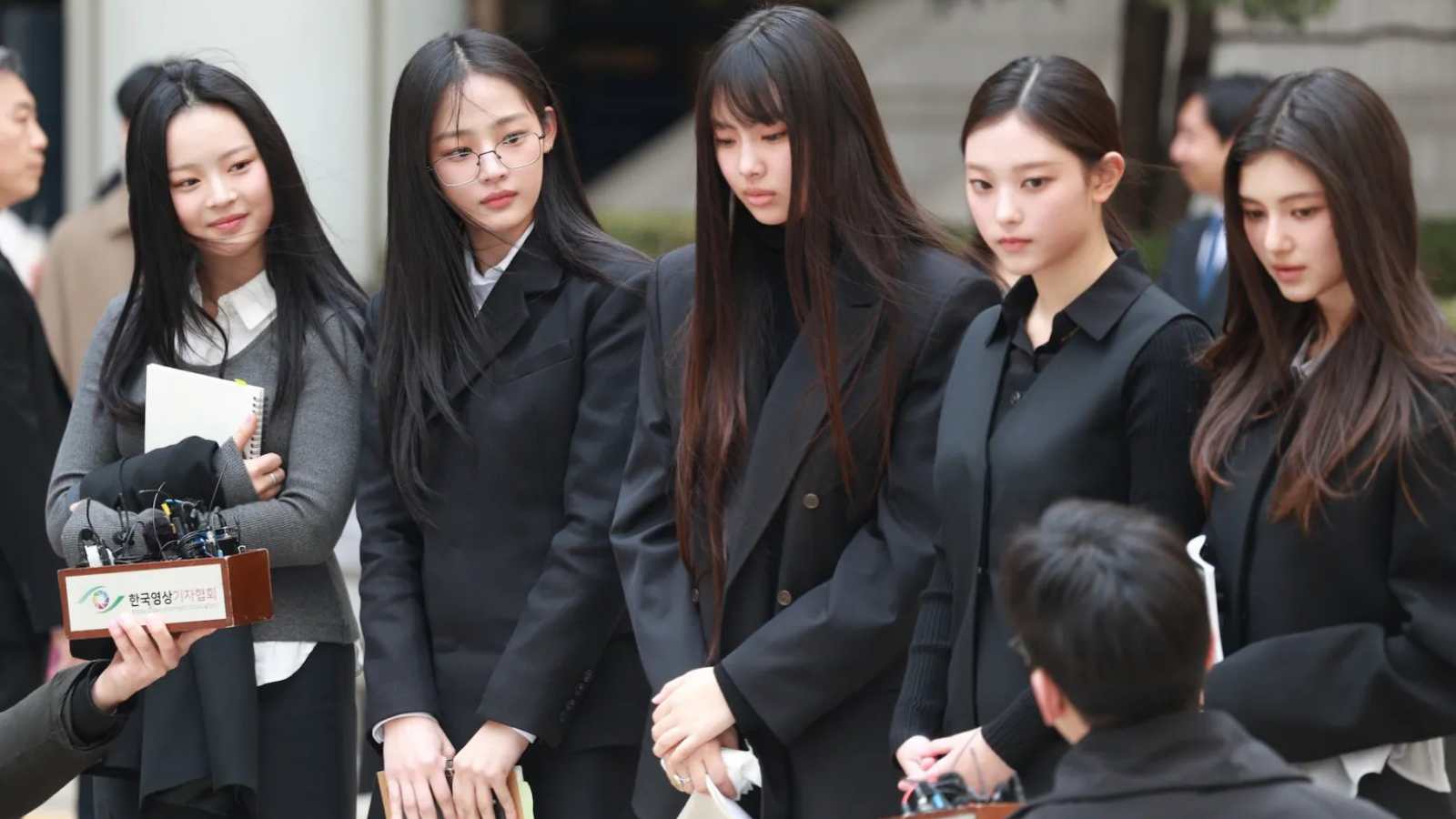 ADOR says Min Hee Jin directed NewJeans' exit from the company ADOR says Min Hee Jin directed NewJeans' exit from the company