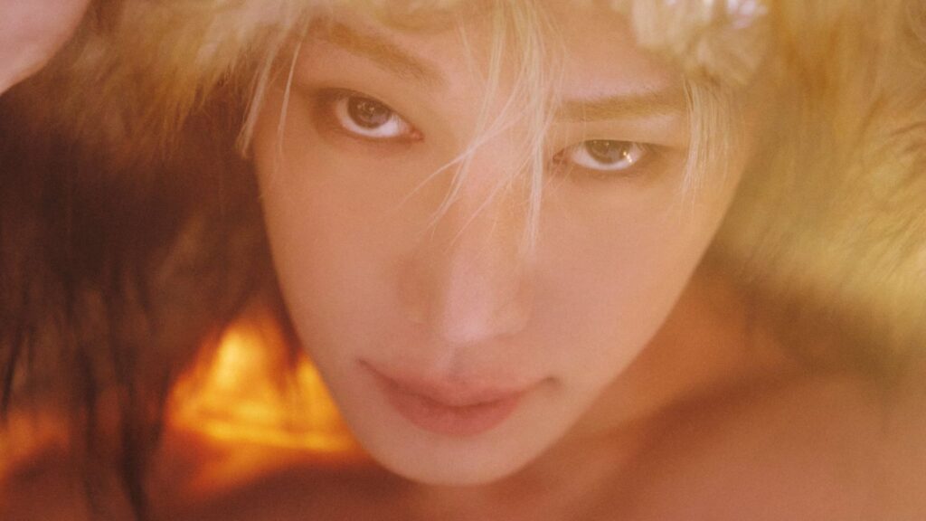 Wonho releases hot pictures for “CORE”