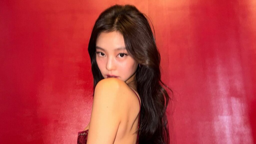 BLACKPINK's Jennie announces her EP 'Fallen Angel' and exclusive tracks BLACKPINK's Jennie announces her EP 'Fallen Angel' and exclusive tracks