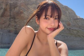 BLACKPINK's Lisa previews “SaWaDiKa” BLACKPINK's Lisa previews “SaWaDiKa”